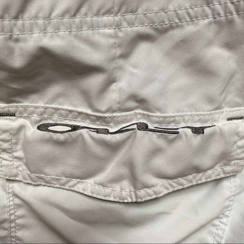 Oakley Board Shorts Mens 38 White & Black - Picture 6 of 7